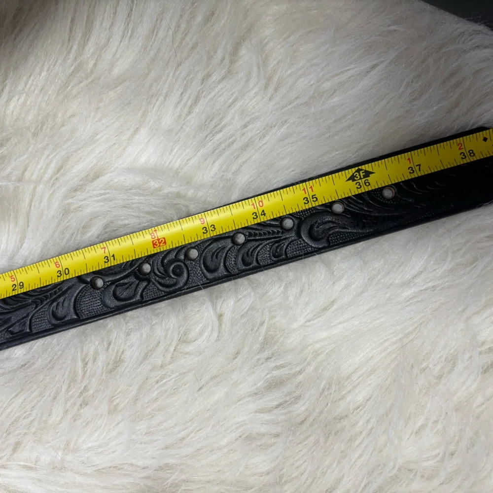 Boston Leather Black Embossed Leather Belt with Solid Brass Buckle size 34